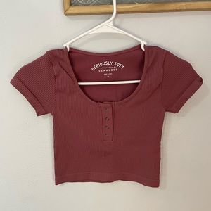 Seamless button up t shirt